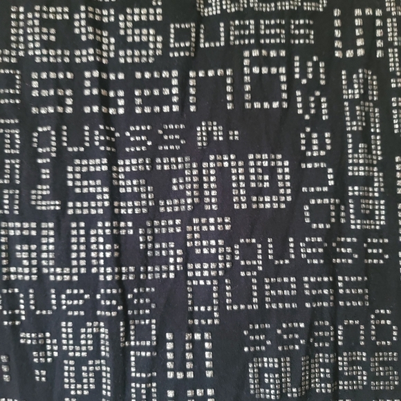 GUESS Cut Out Tank Top Size Large in Black - Picture 3 of 7